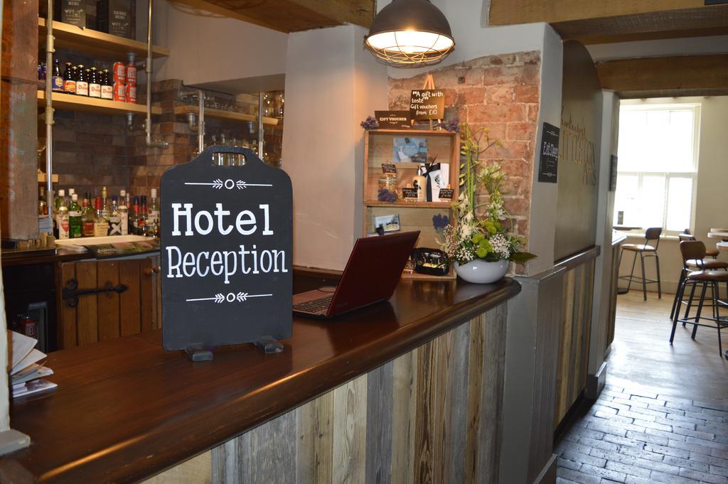 فندق The Littleton Arms بينكريدج المظهر الخارجي الصورة